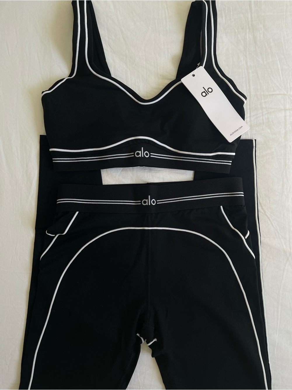 ALO Yoga Black set